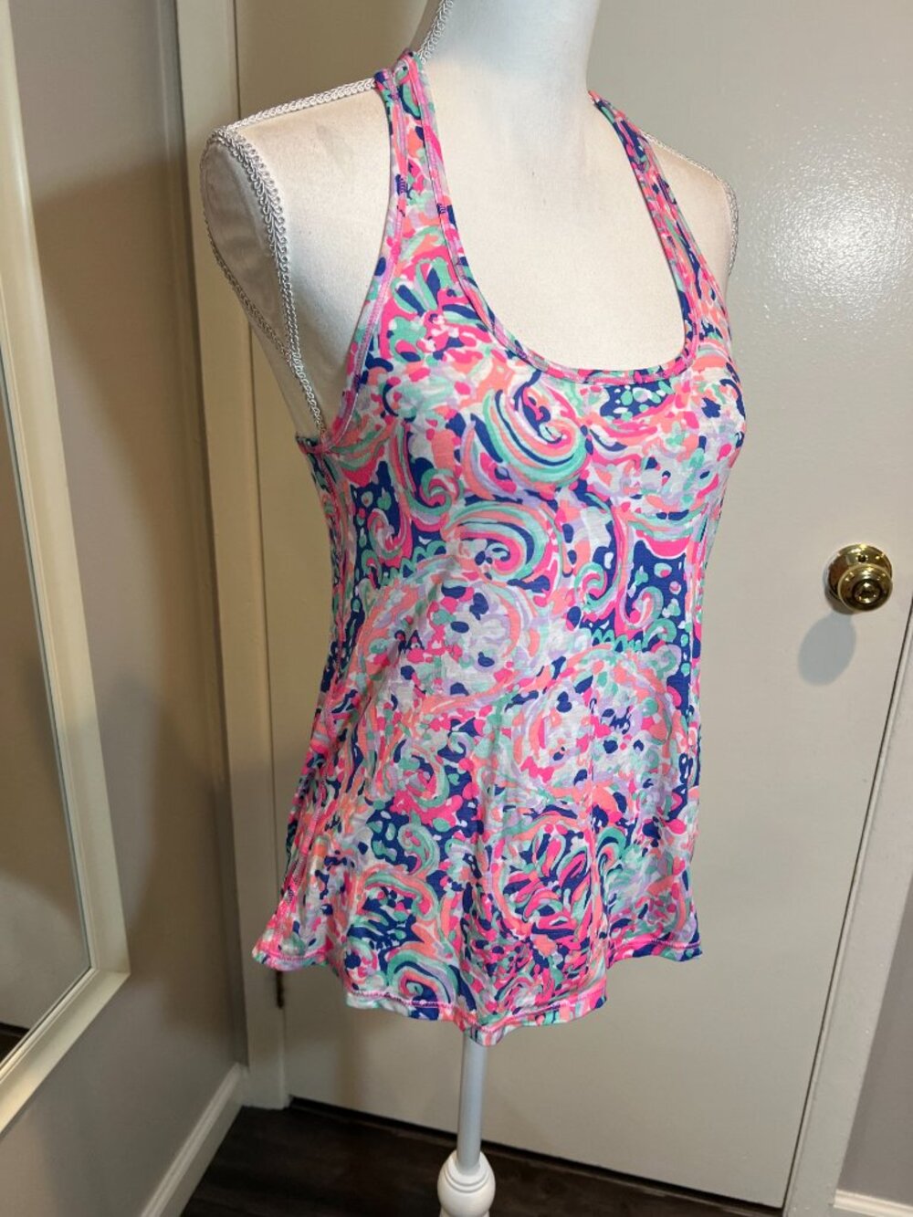 Lilly Pulitzer Multicolored Luxletic Racerback Tank Top, Size XS - Picture 4 of 12